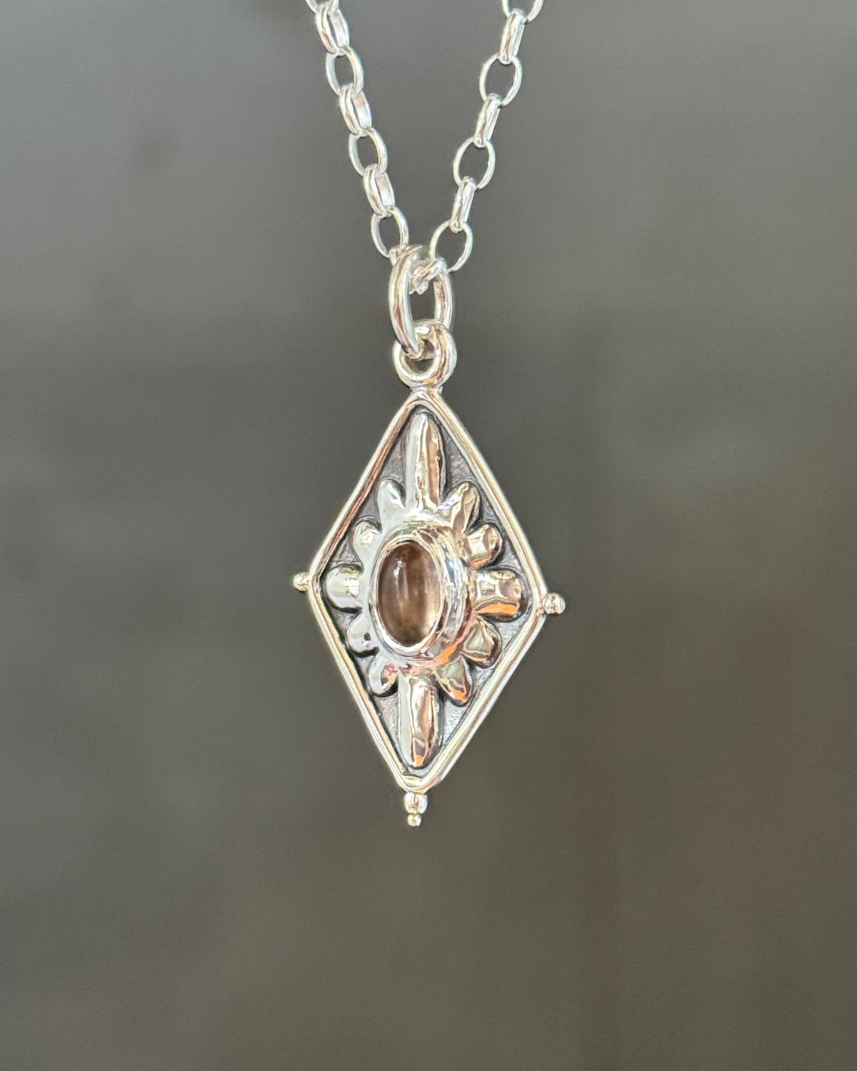 Diamond Flower Necklace Smoky Quartz