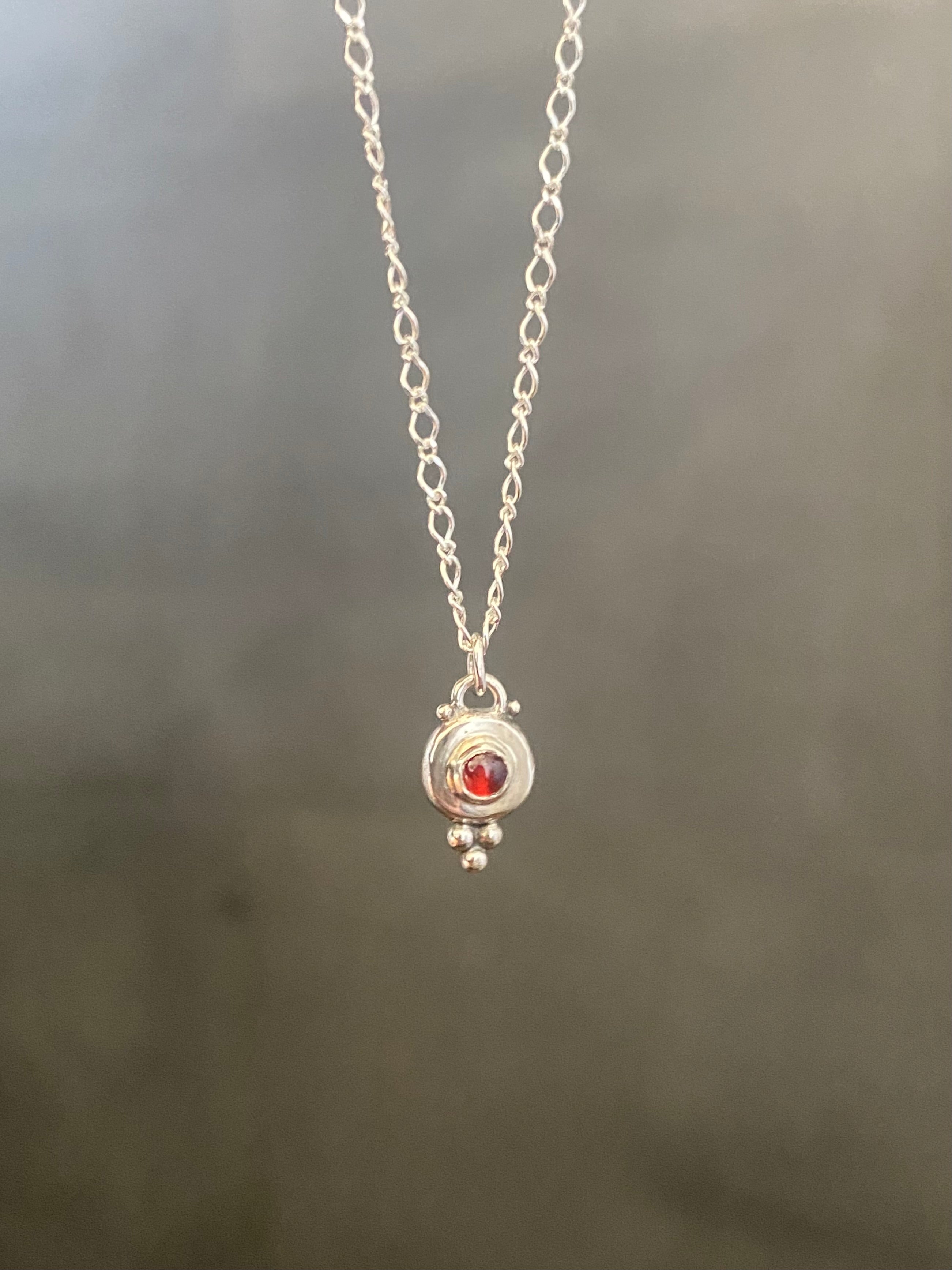 Hannah Necklace Garnet