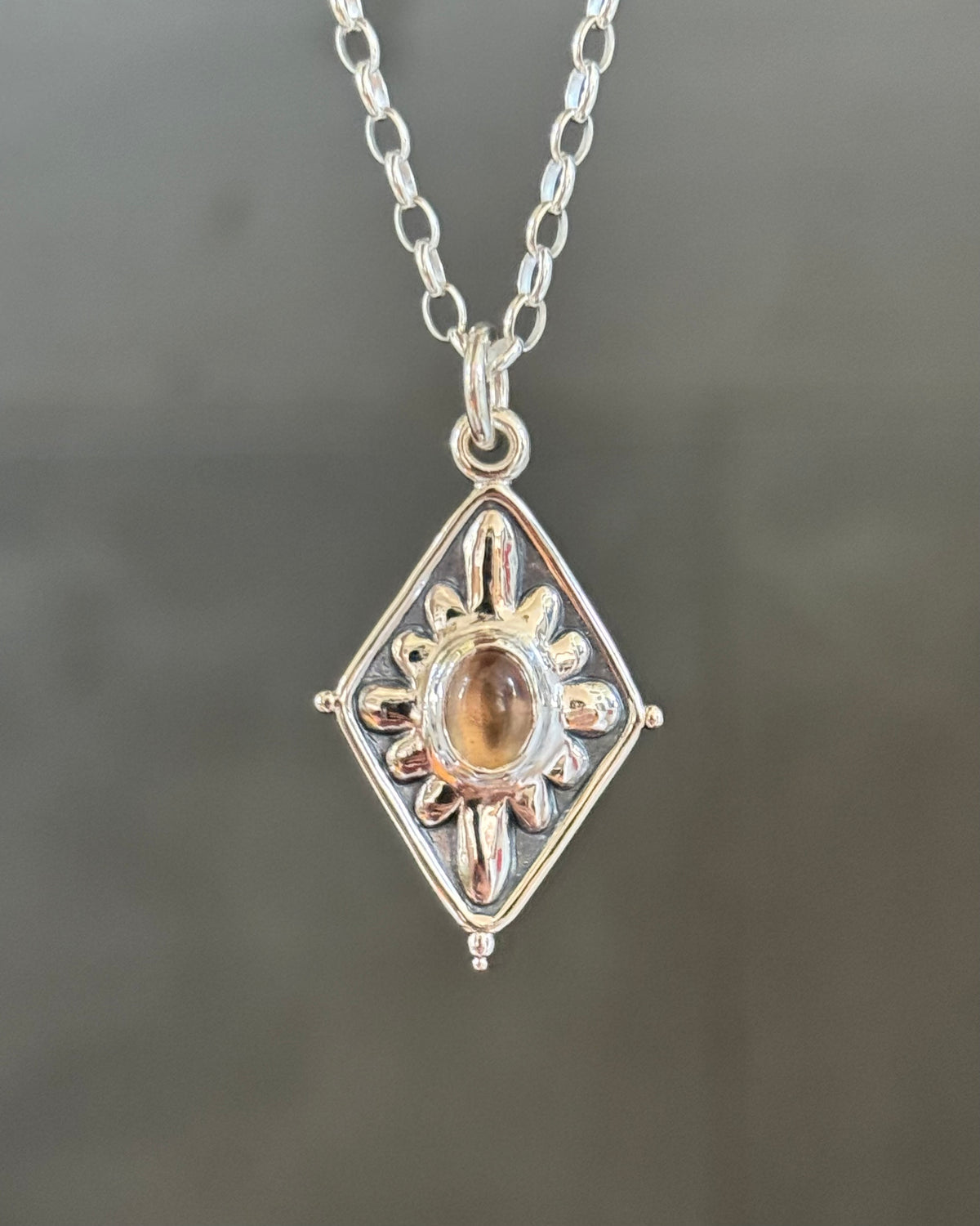 Diamond Flower Necklace Smoky Quartz