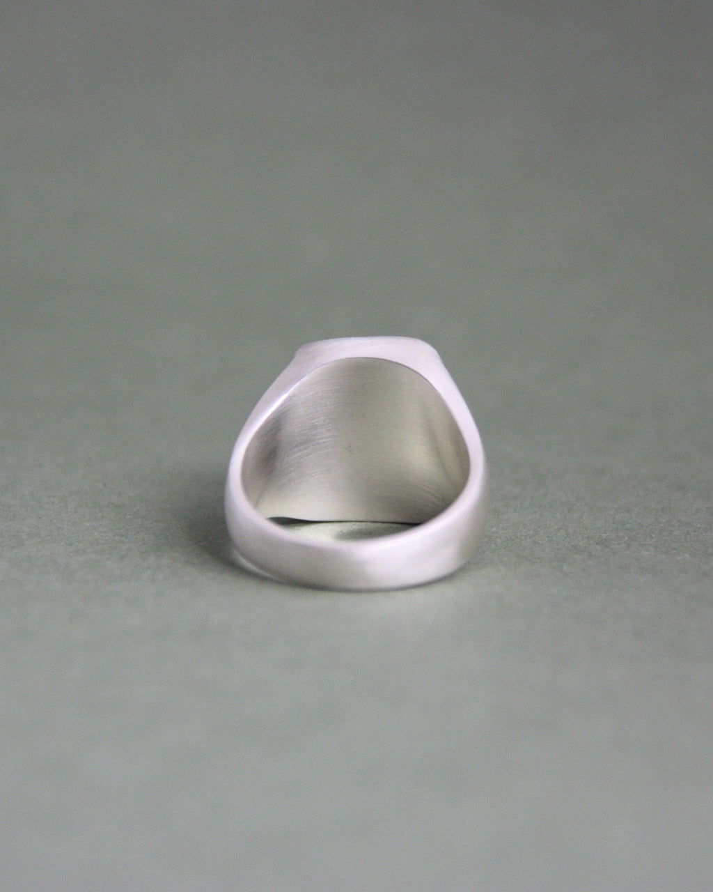 Boulder Opal Signet Satin Finish Q 1/2