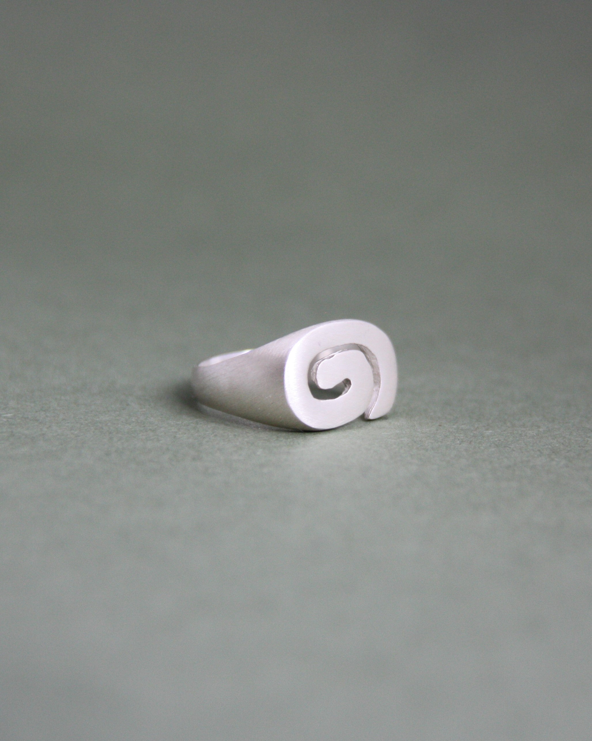 Spiral Signet Satin Finish L