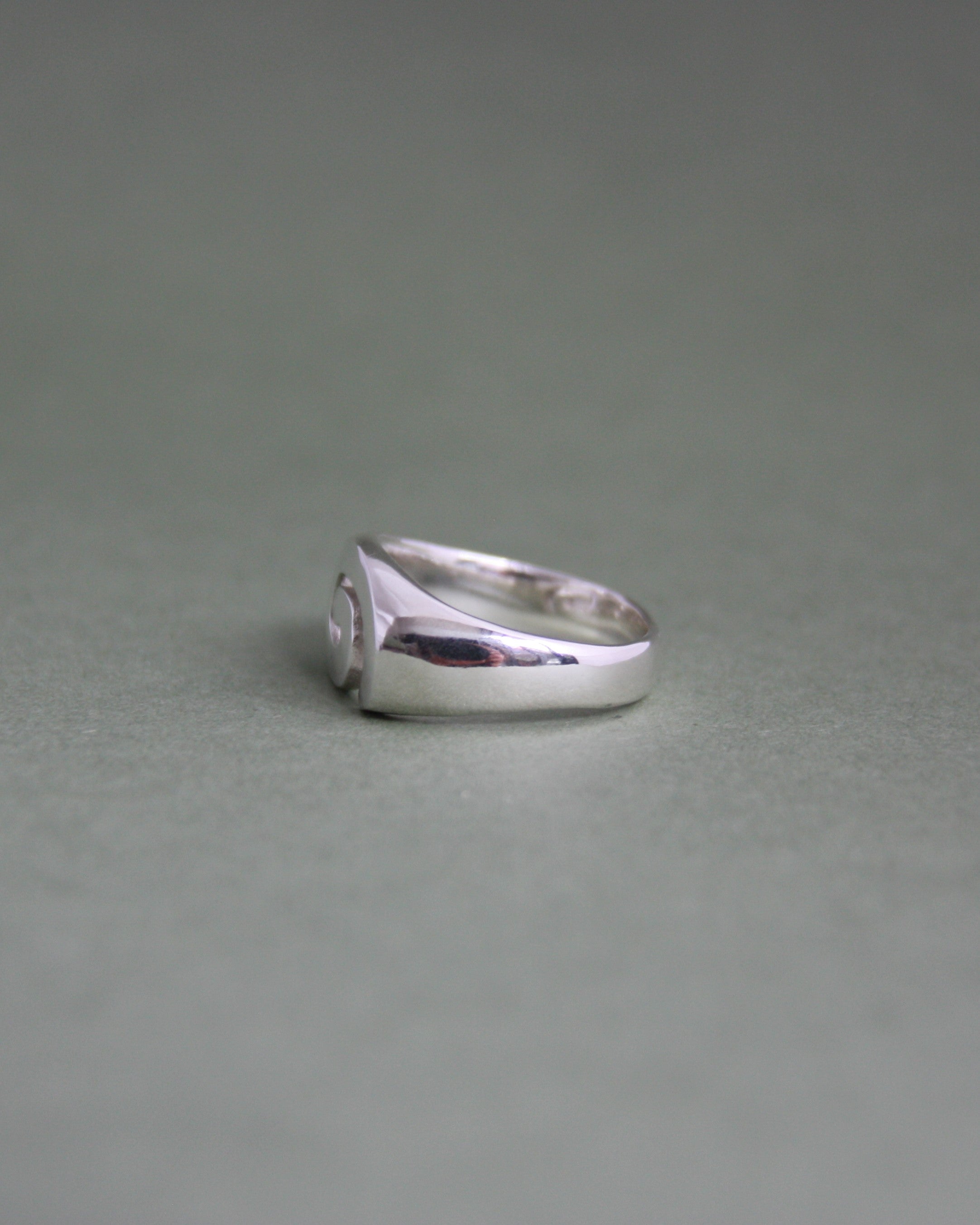 Spiral Signet U