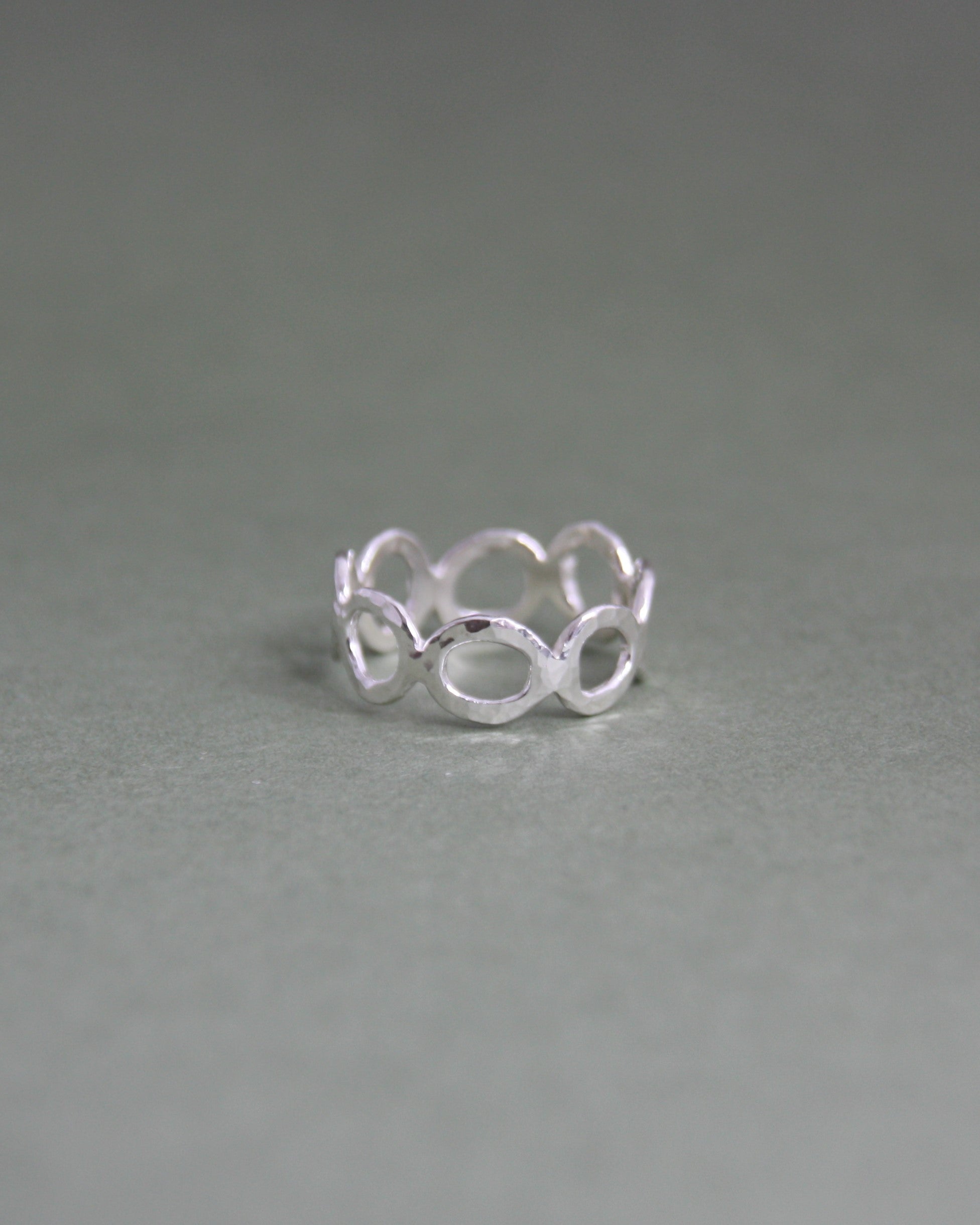 Endless Ovals V 1/2