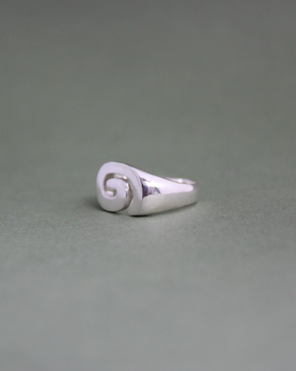 Spiral Signet N