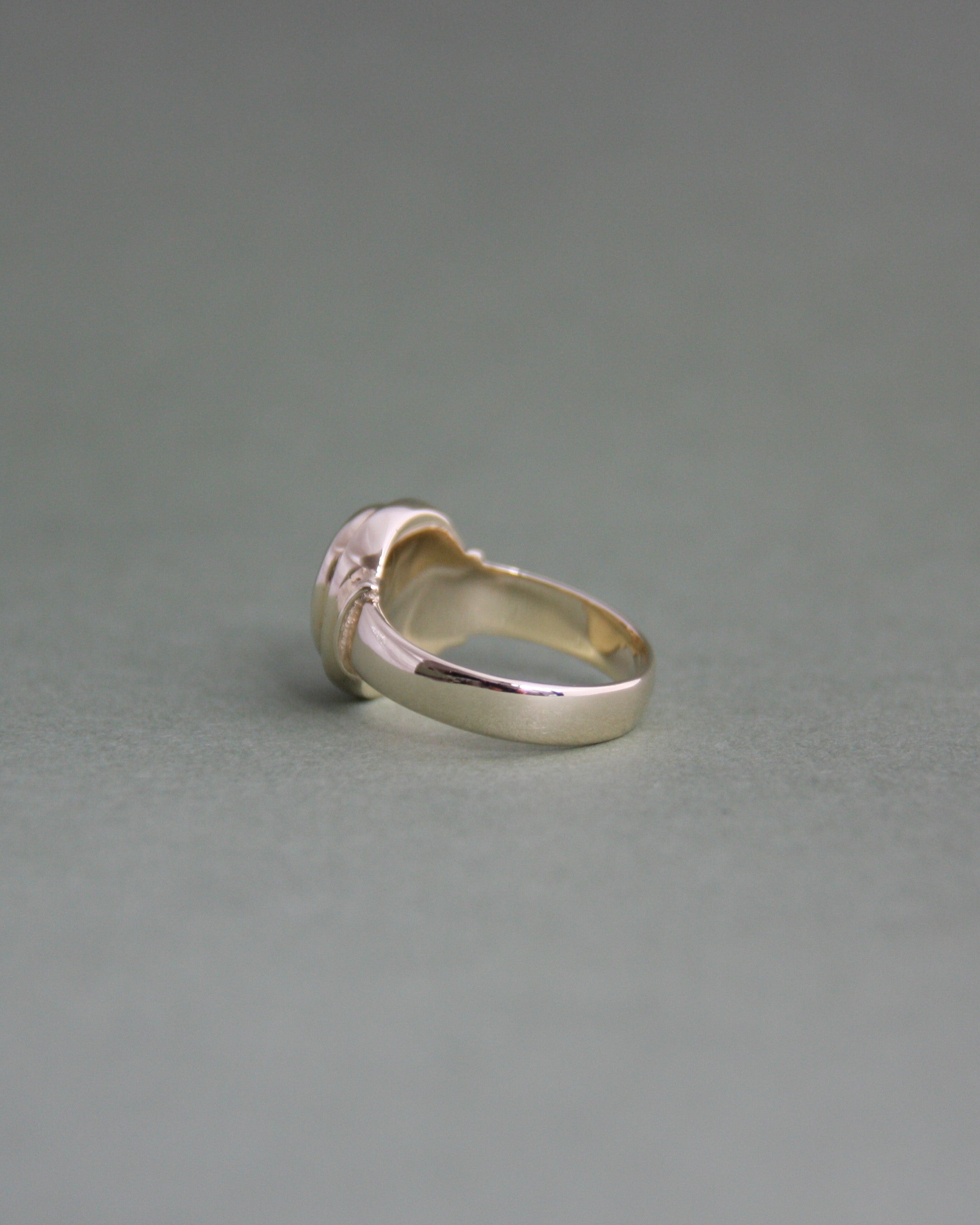 Junpier Gold & Opal Ring N