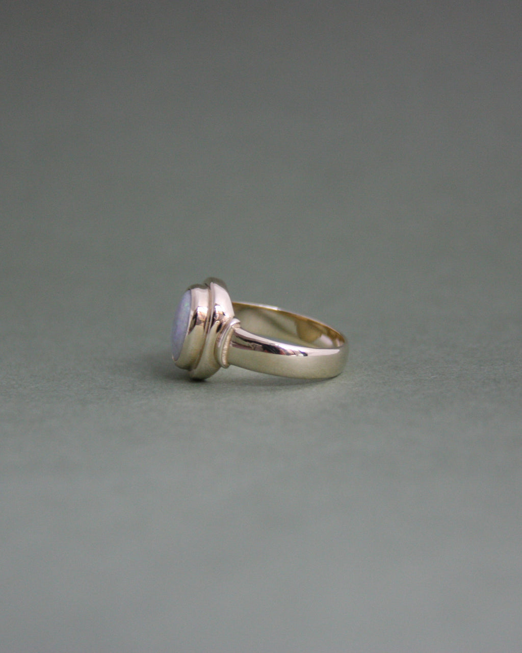 Junpier Gold & Opal Ring N