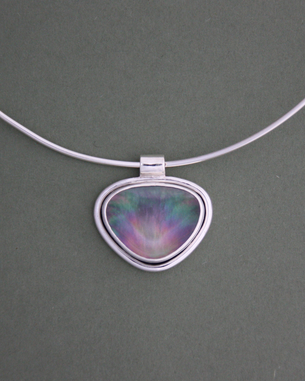 Mother of Pearl Wire Necklace