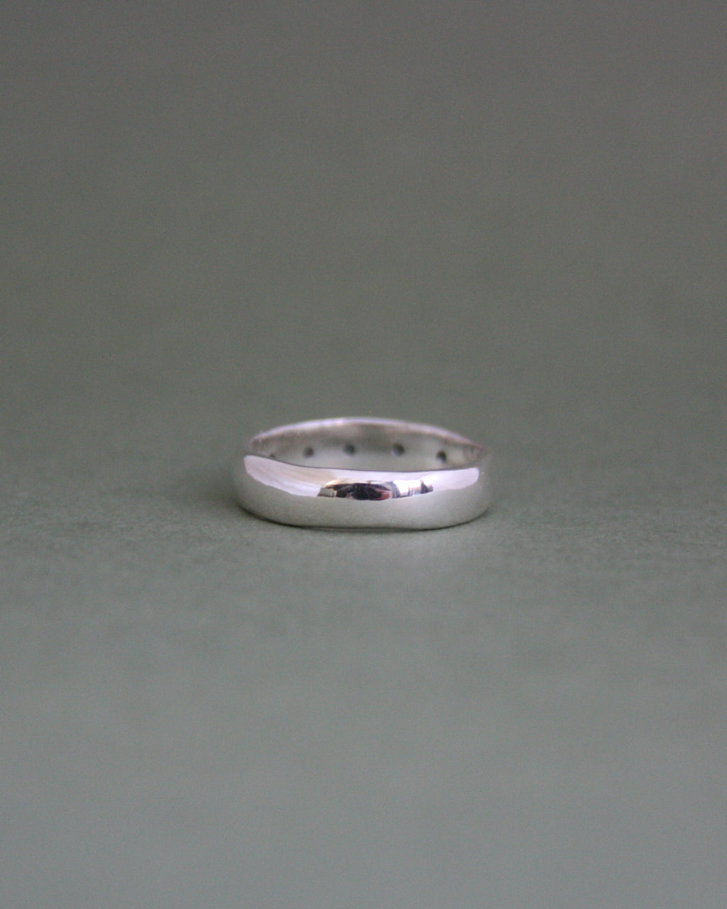 Parti Sapphires Stacker Q