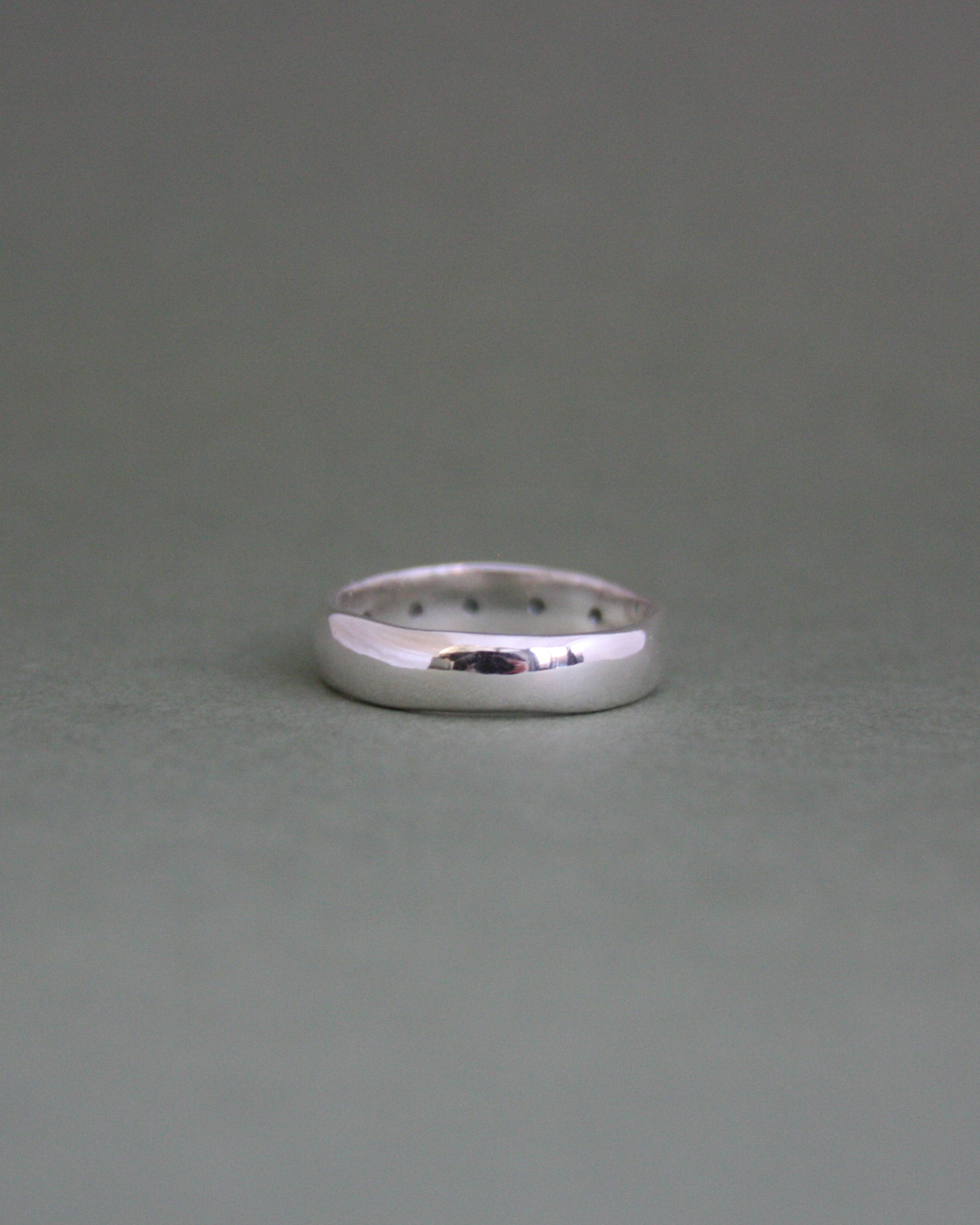 Parti Sapphires Stacker Q