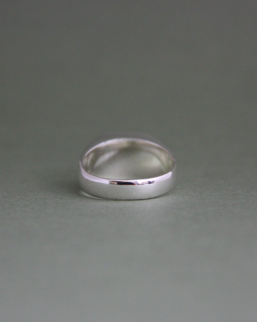 Garnet Signet Q