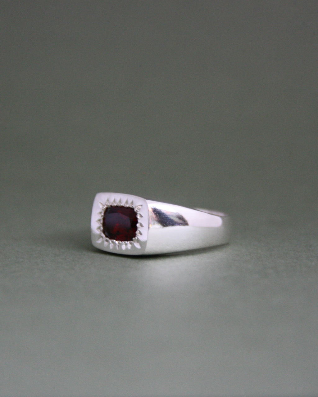 Garnet Signet Q