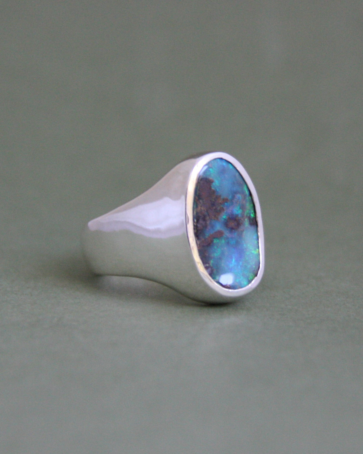 Rock Pools Opal Signet R 1/2