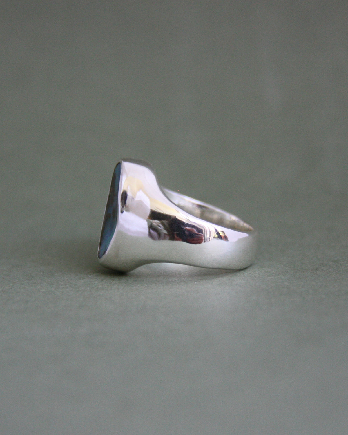 Rock Pools Opal Signet R 1/2