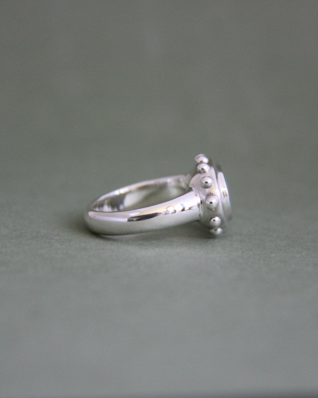 Studded Opal Ring N 1/2