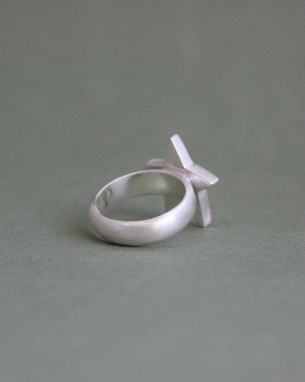 Lana's Star Ring H