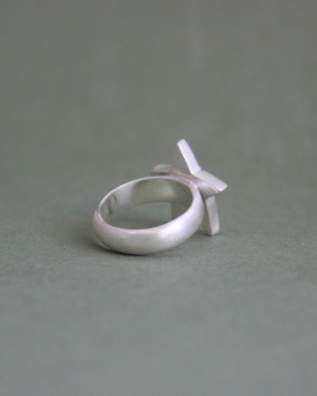 Lana's Star Ring H