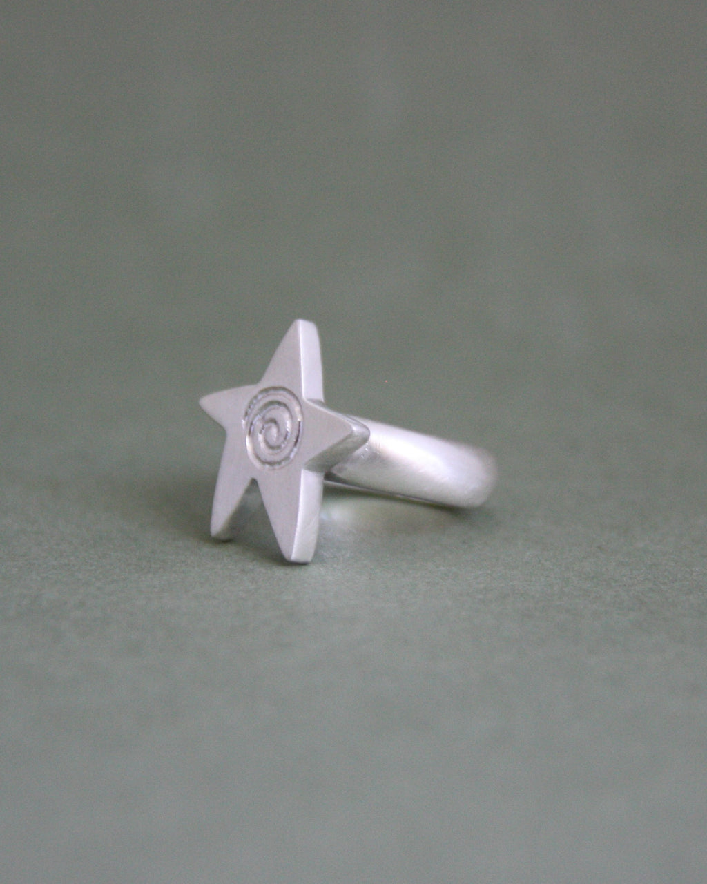 Lana's Star Ring H