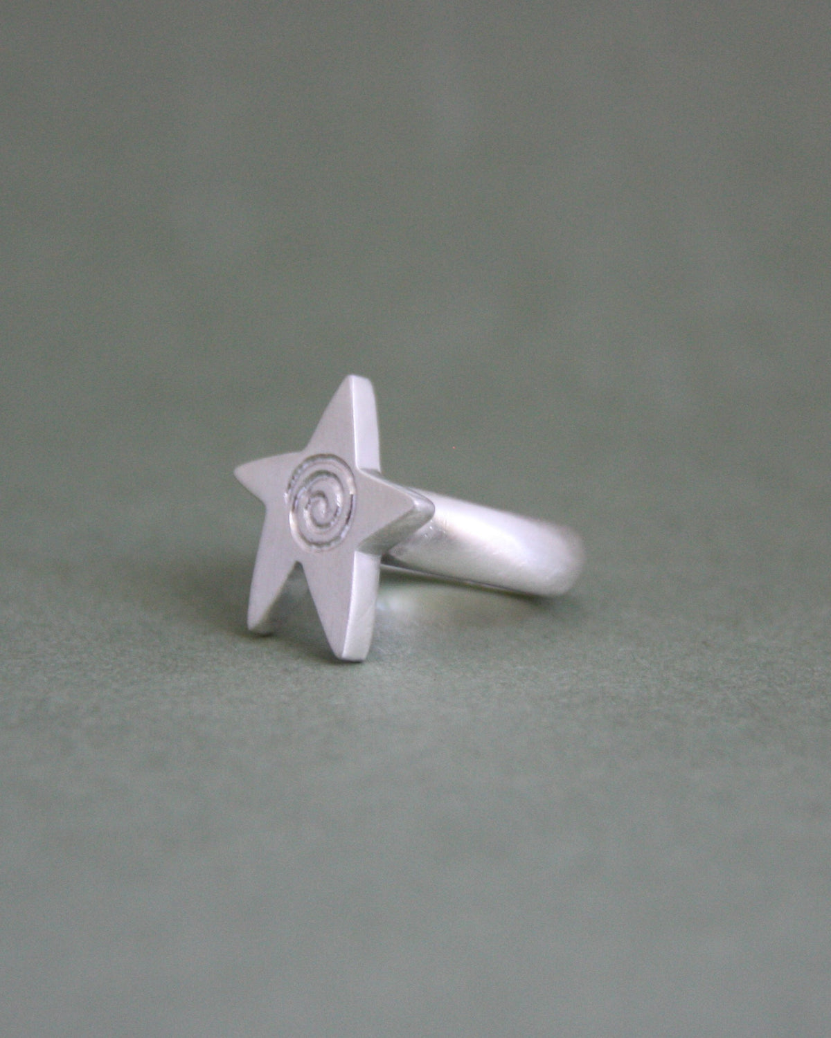 Lana's Star Ring H