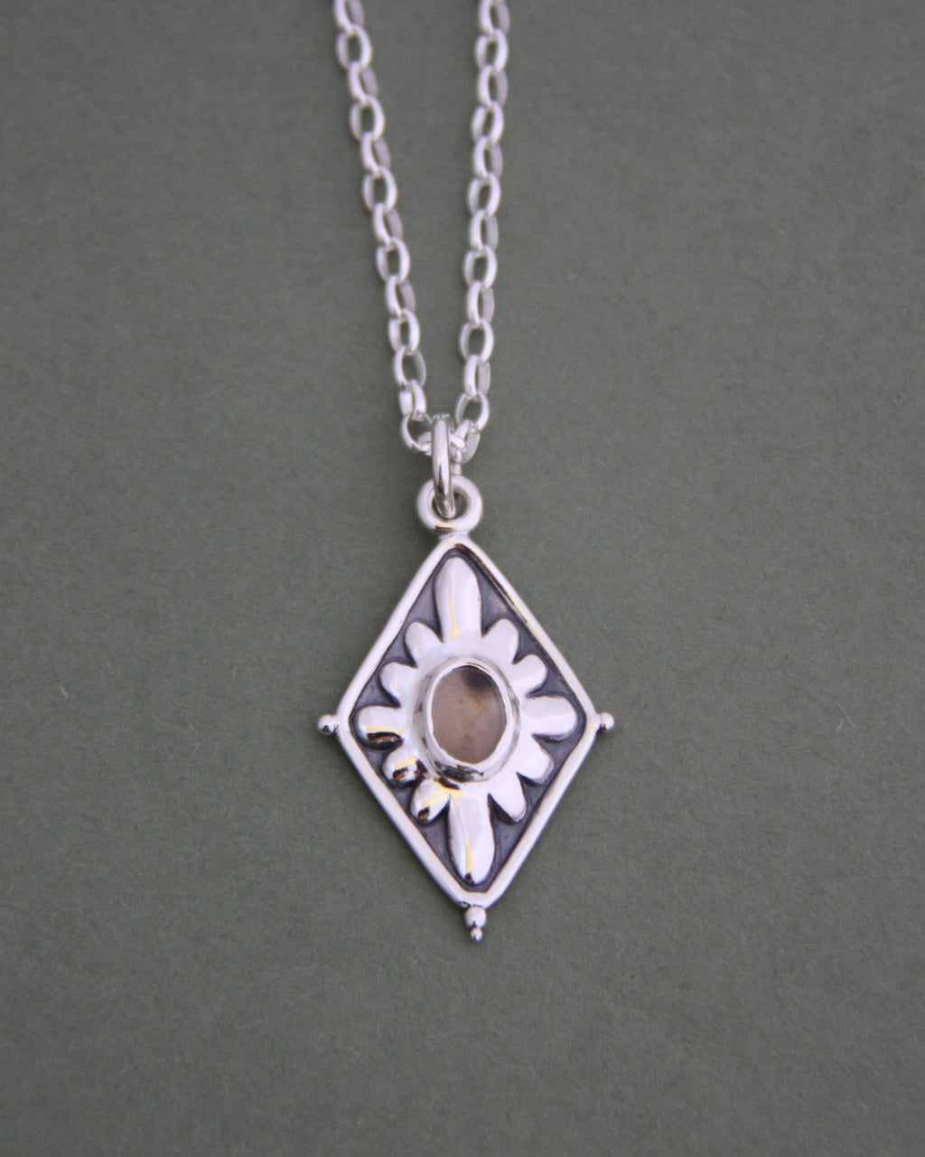 Diamond Flower Necklace Smoky Quartz