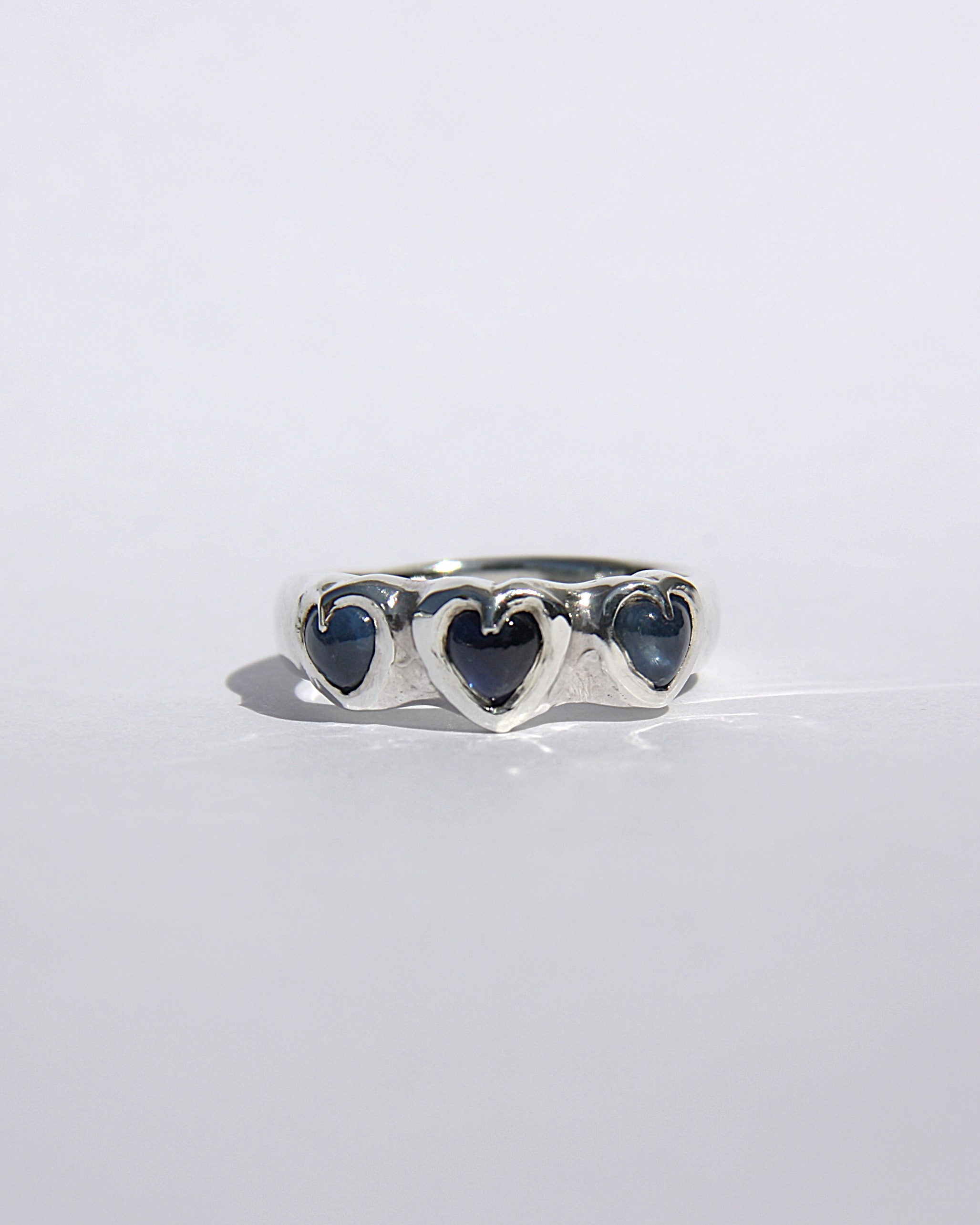 Blue Sapphire Hearts Ring K 1/2