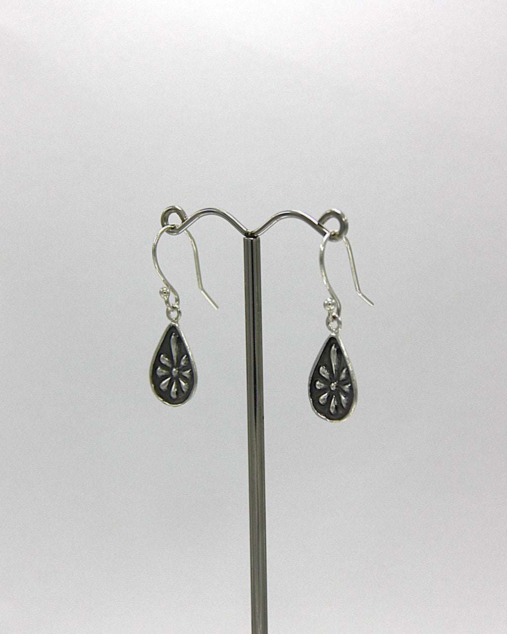 Flower Droplet Earrings