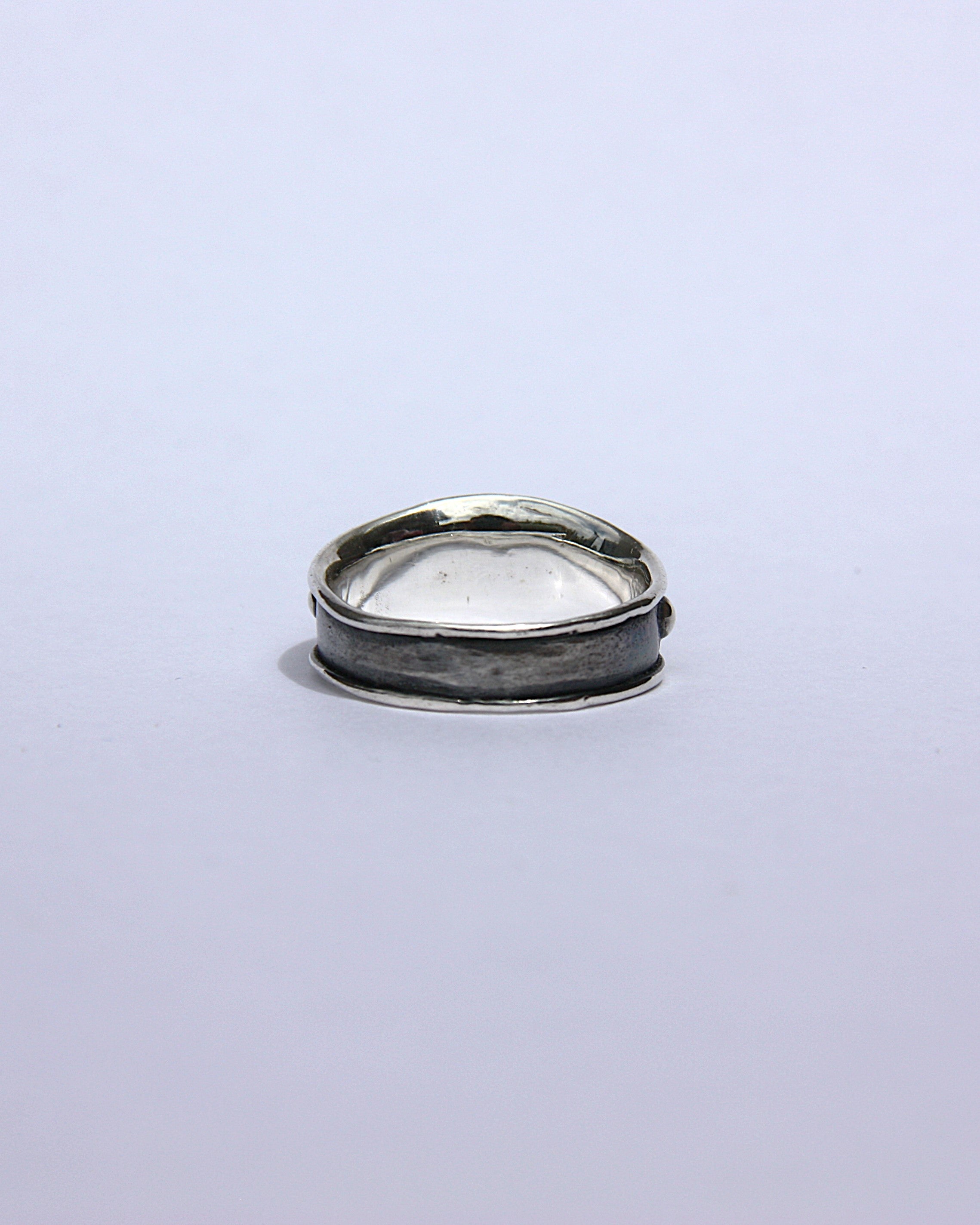 Reed Ring Garnet J 1/2
