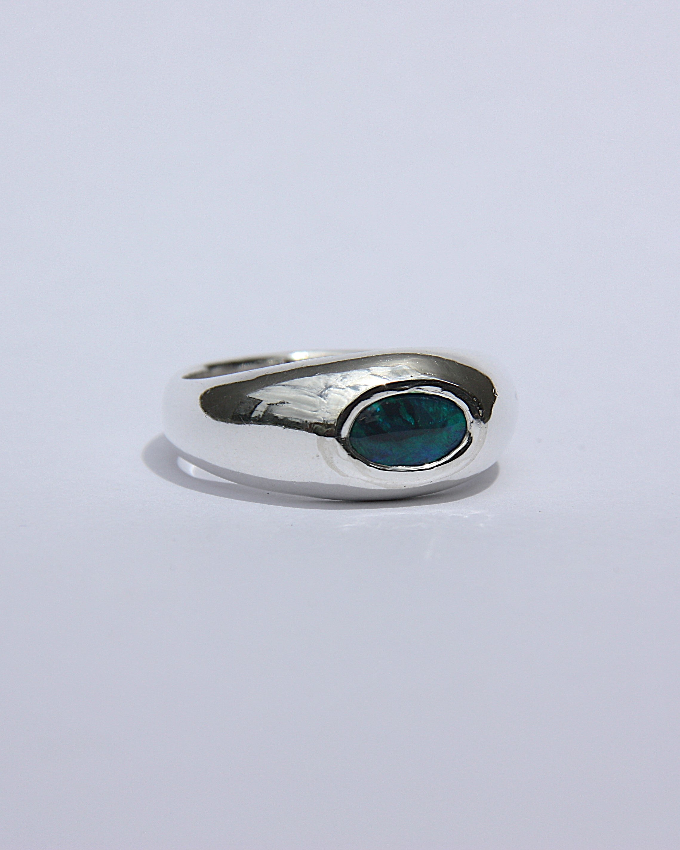 Plain Opal Ring V 1/2