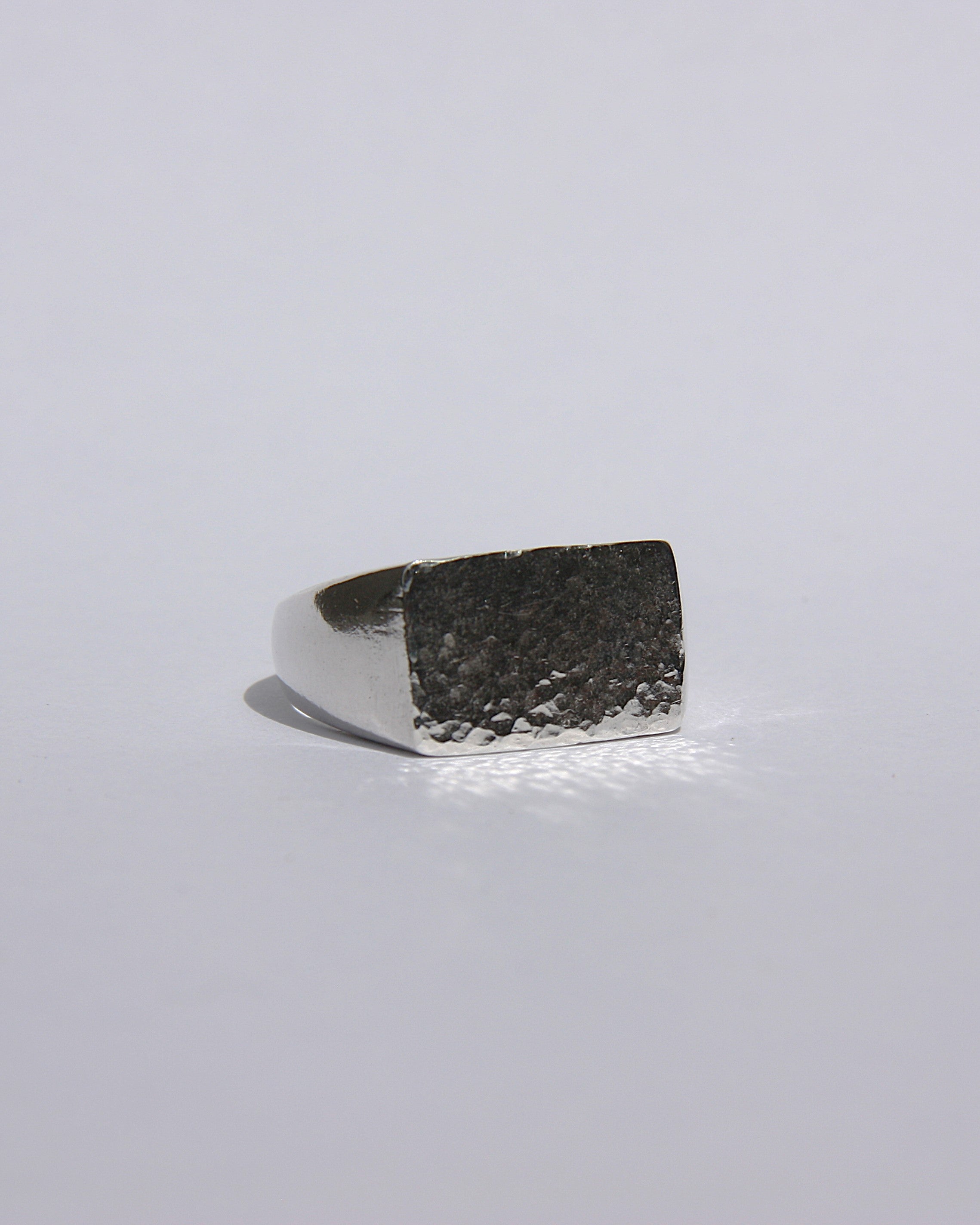 Hammered Signet Ring P