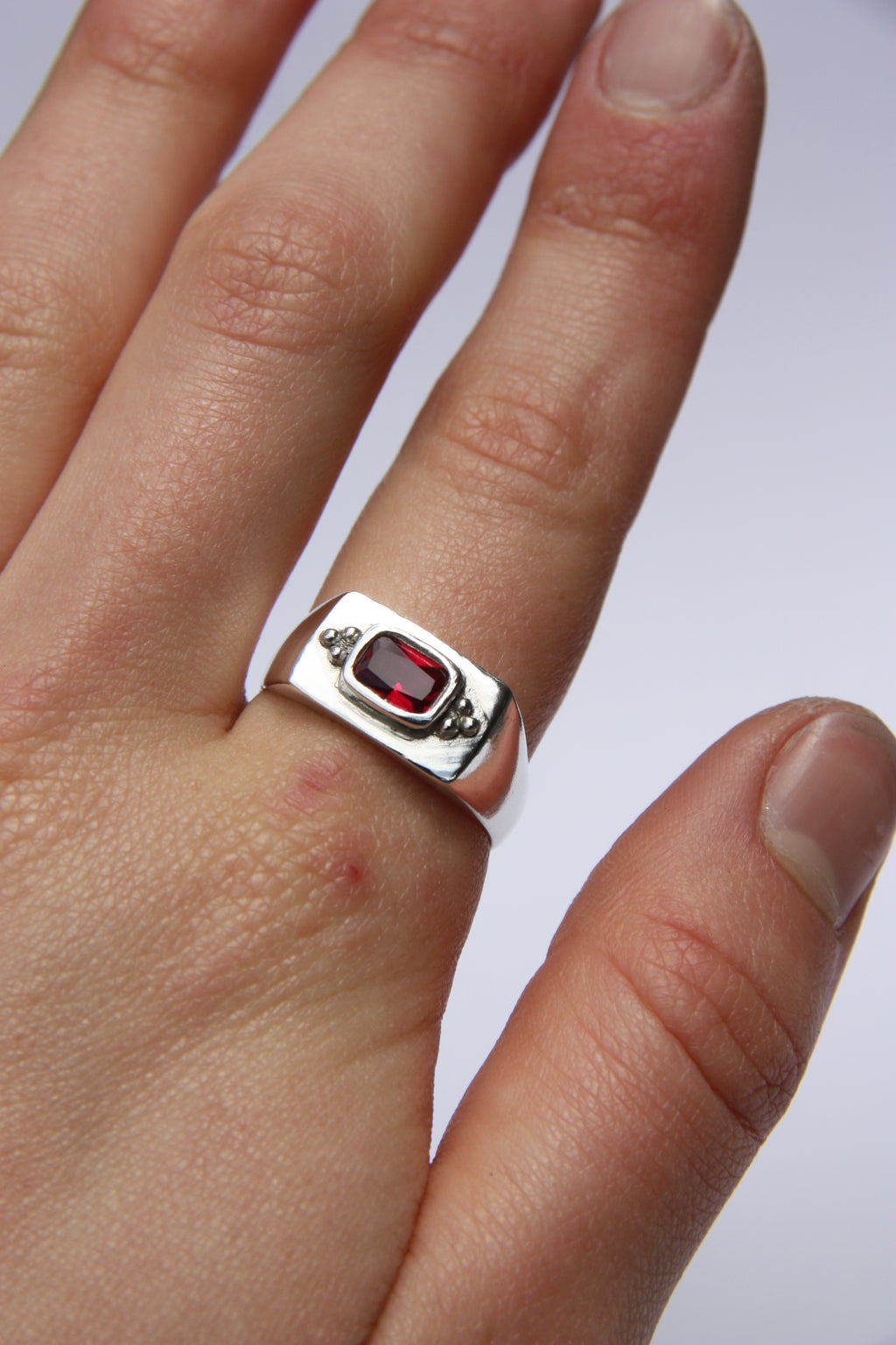 Chilli Ring Ruby U 1/2