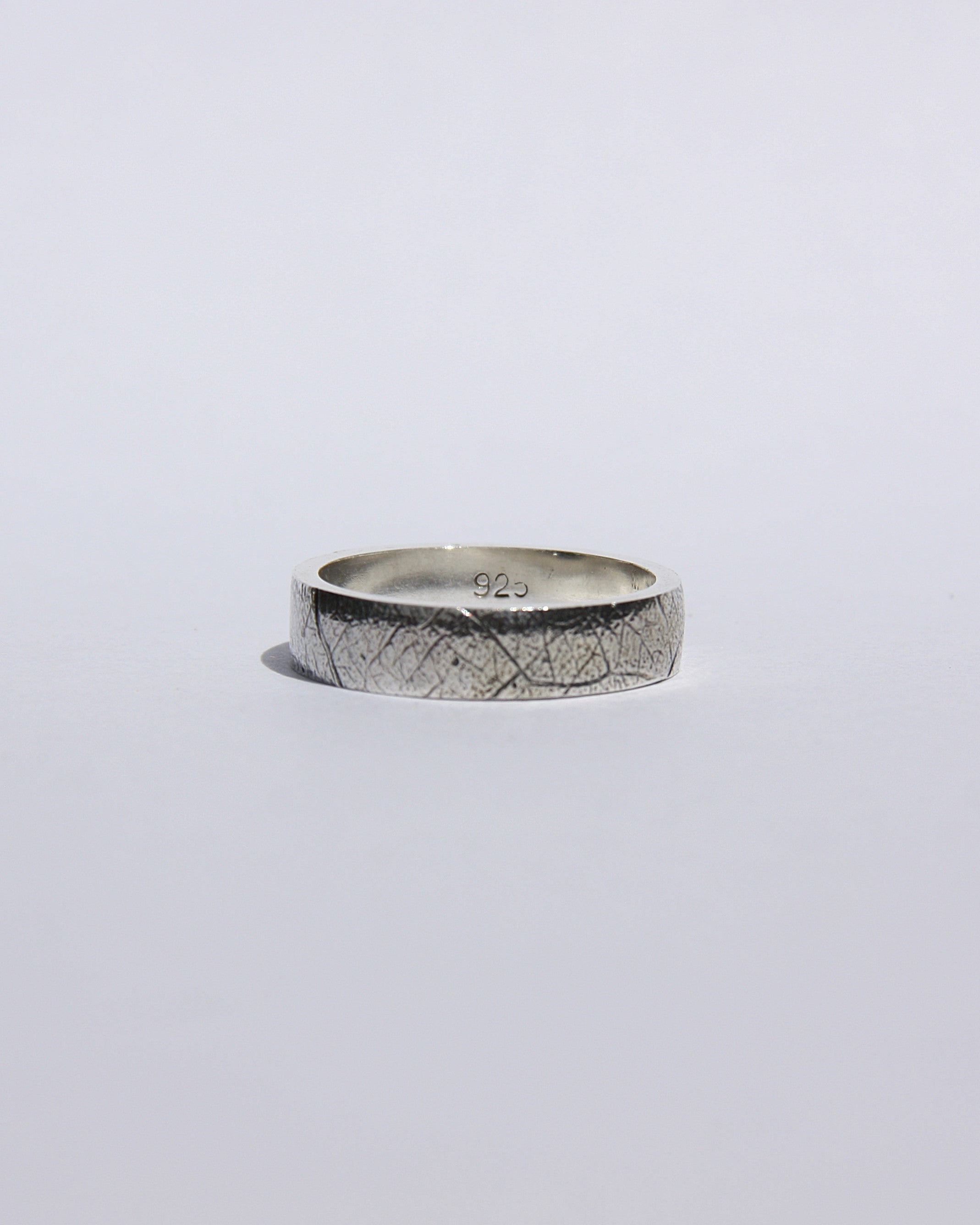 Gum Leaf Imprinted Ring J
