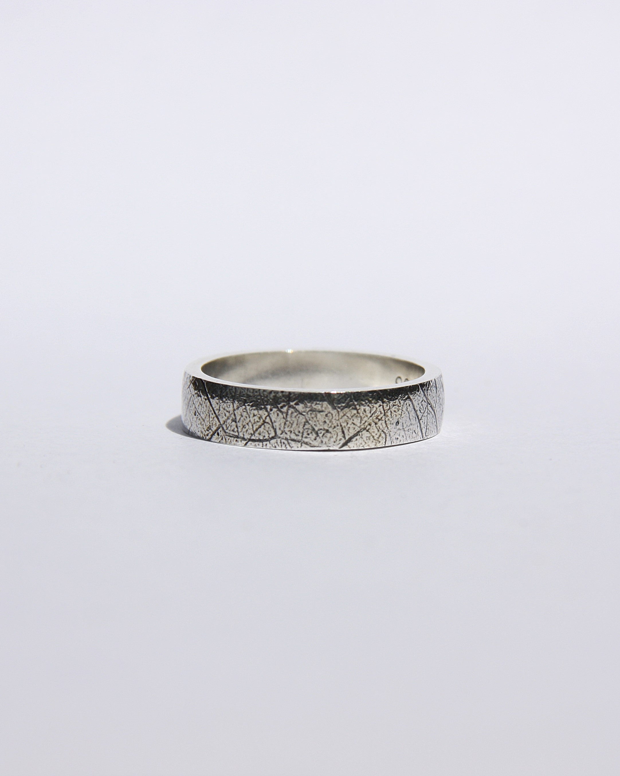 Gum Leaf Imprinted Ring J