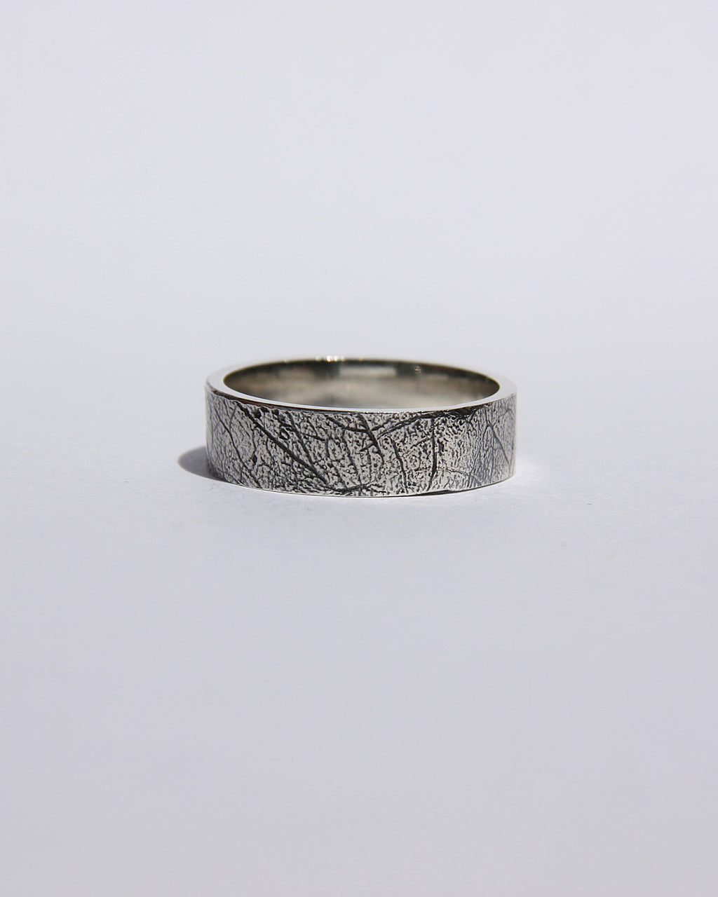 Gum Leaf Imprinted Ring L