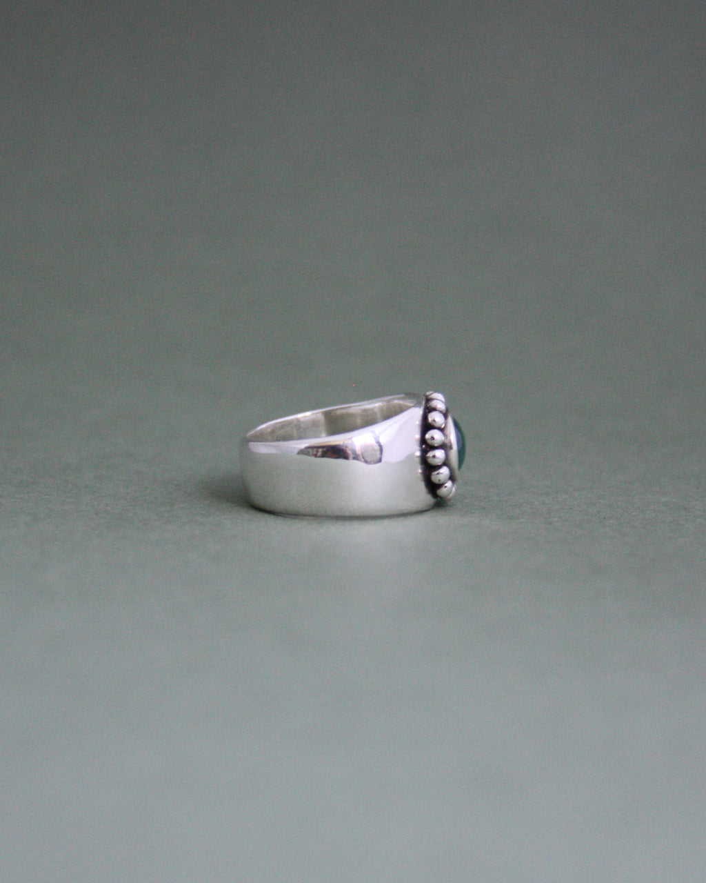 Kyanite Ring L 1/2