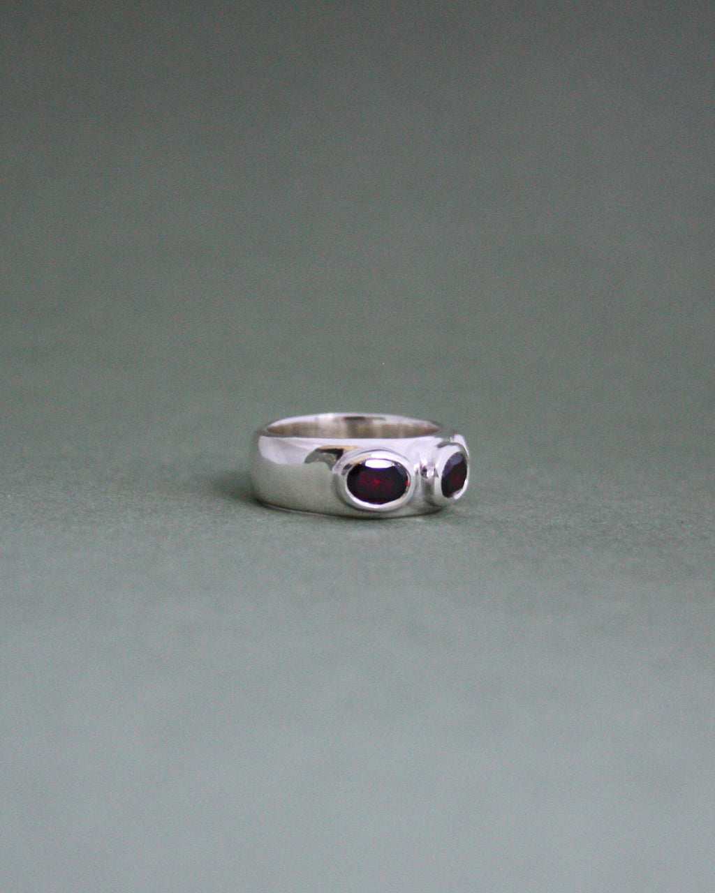 Third Eye Garnets Ring O 1/2
