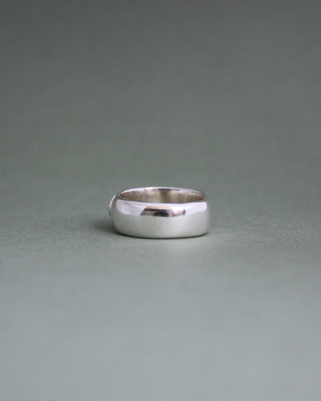 Third Eye Garnets Ring O 1/2