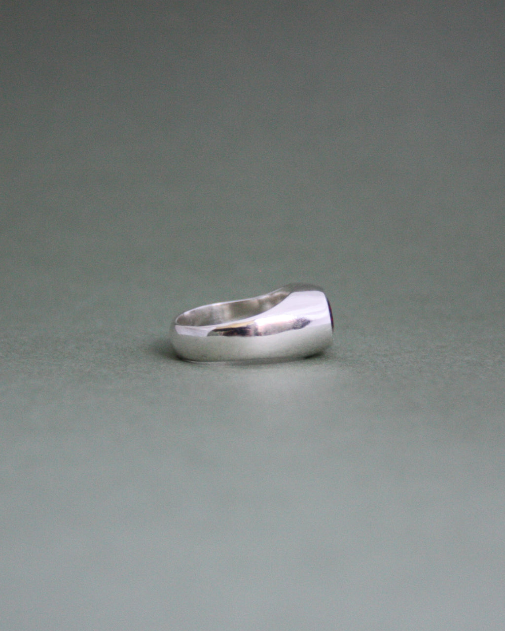 Raised Garnet Signet N 1/2