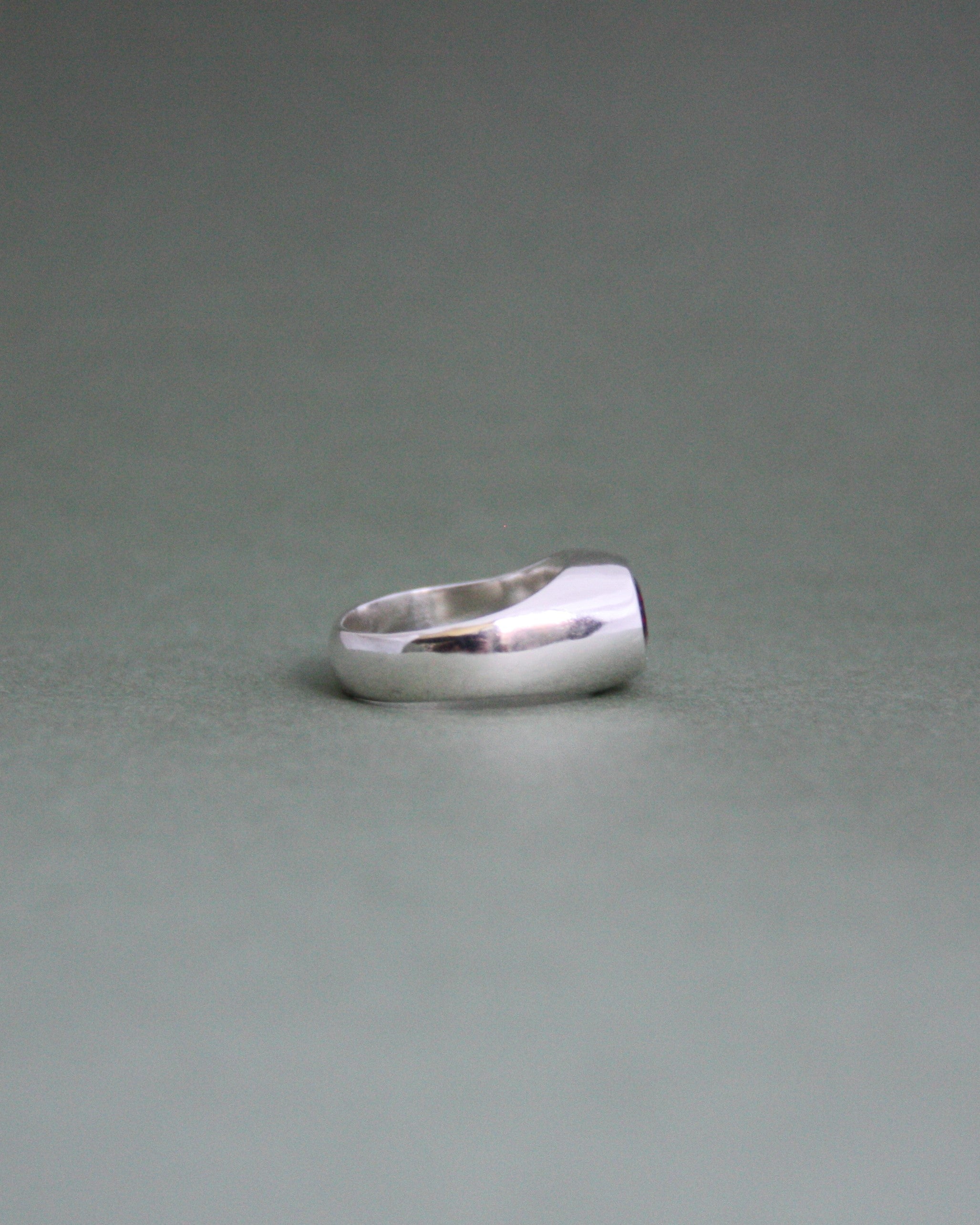 Raised Garnet Signet N 1/2