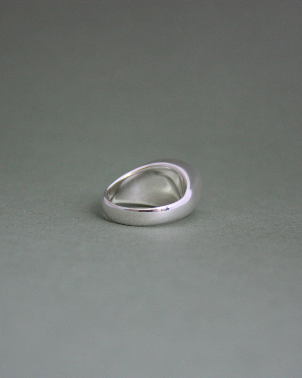 Oval Abalone Signet Q