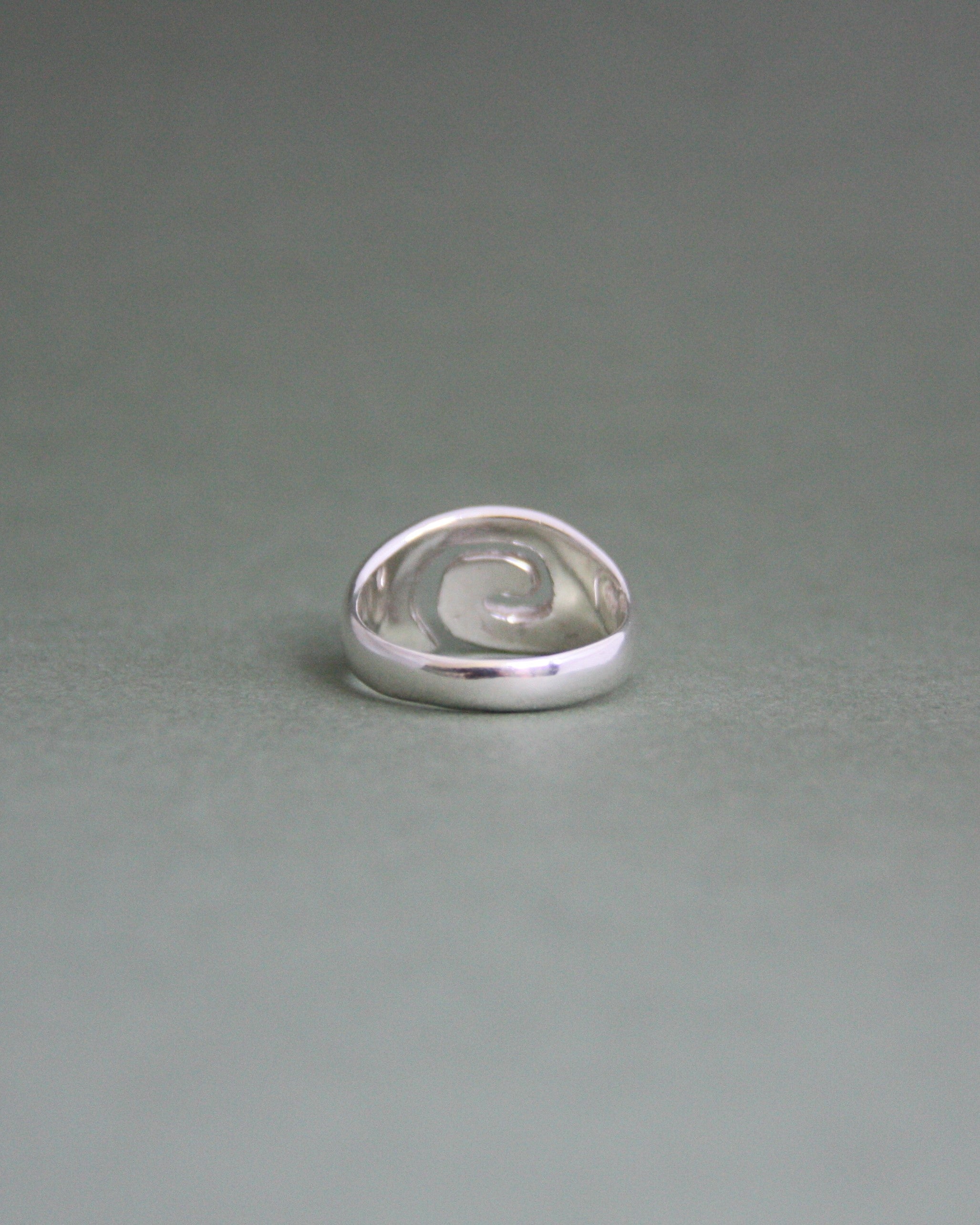 Spiral Signet P