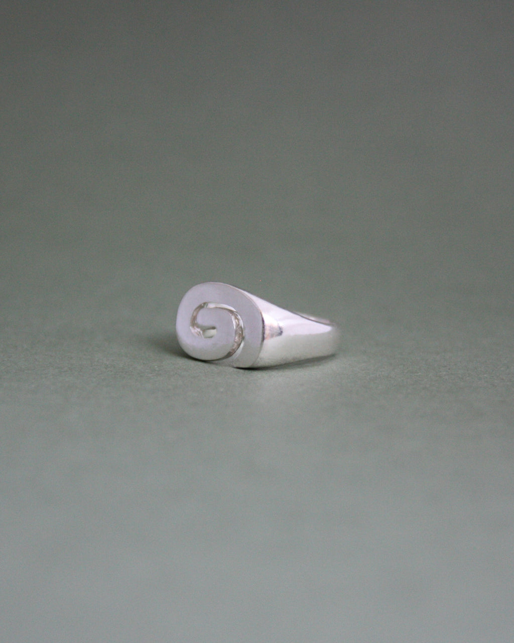 Spiral Signet P