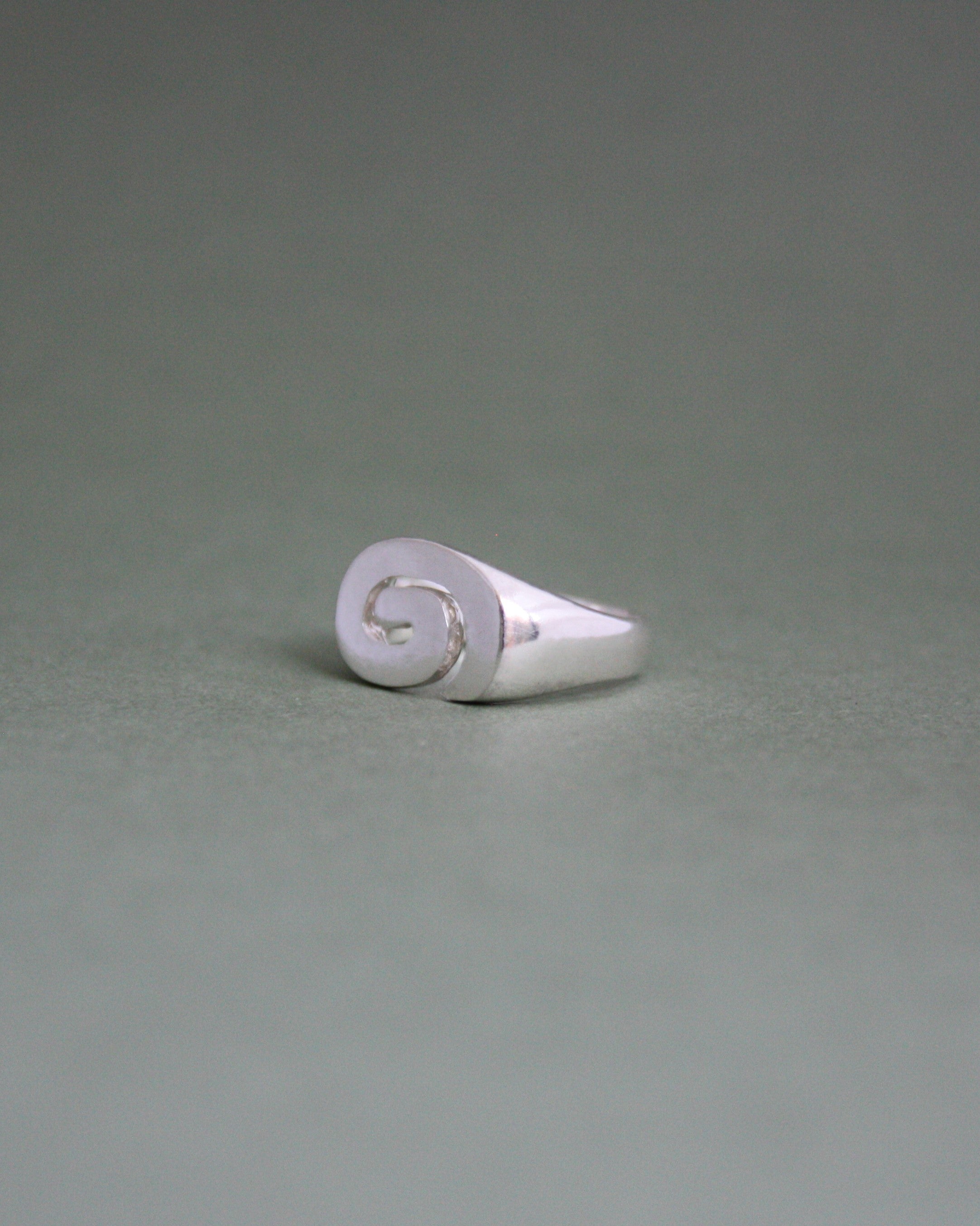 Spiral Signet P