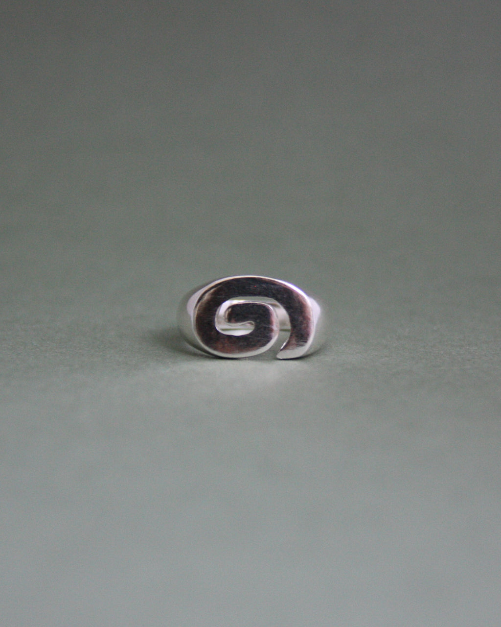 Spiral Signet P