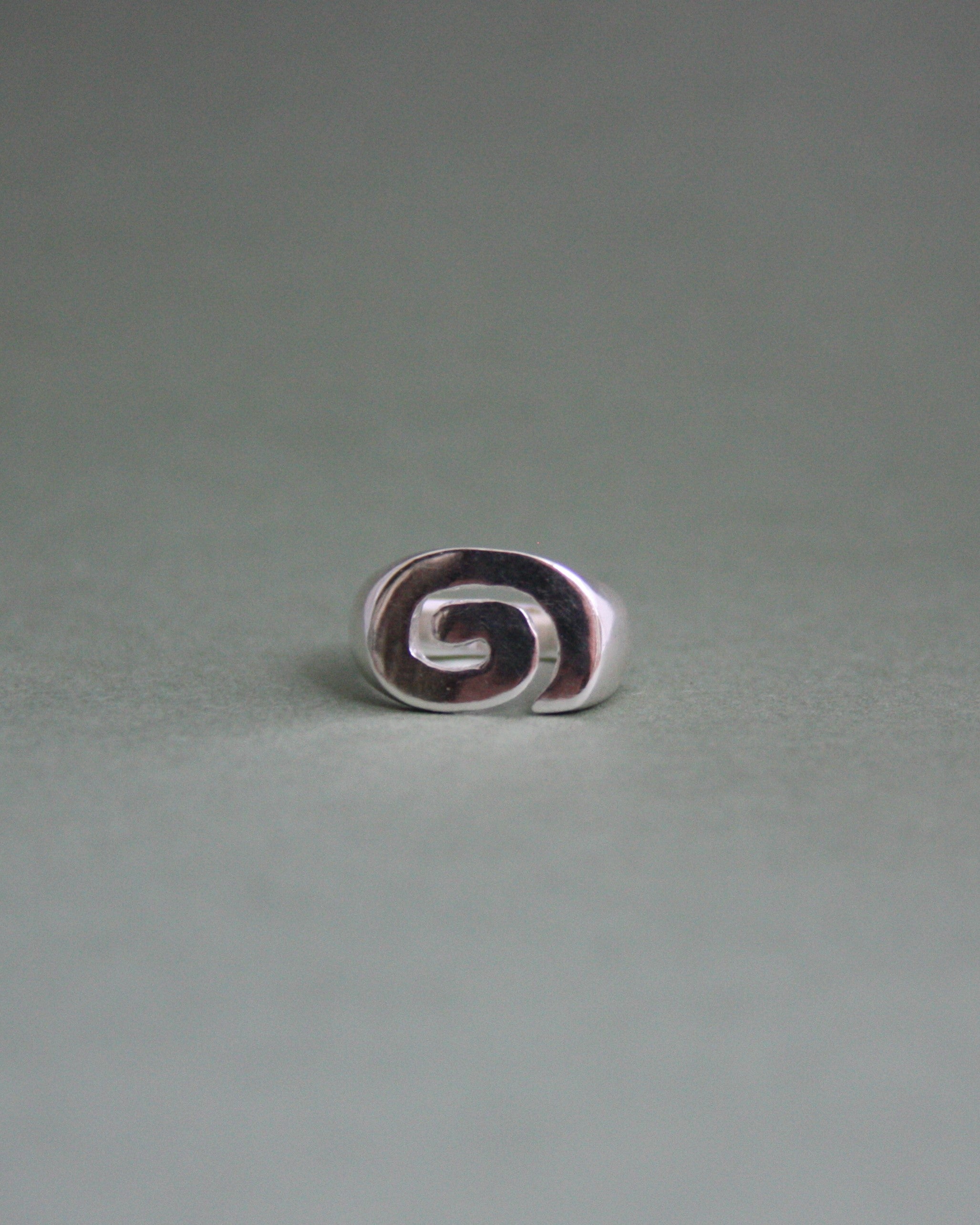 Spiral Signet J 1/2