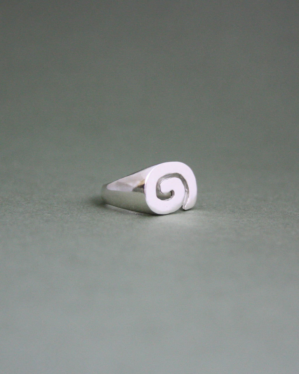 Spiral Signet J 1/2