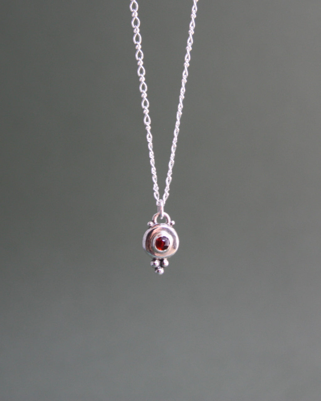 Hannah Necklace Garnet