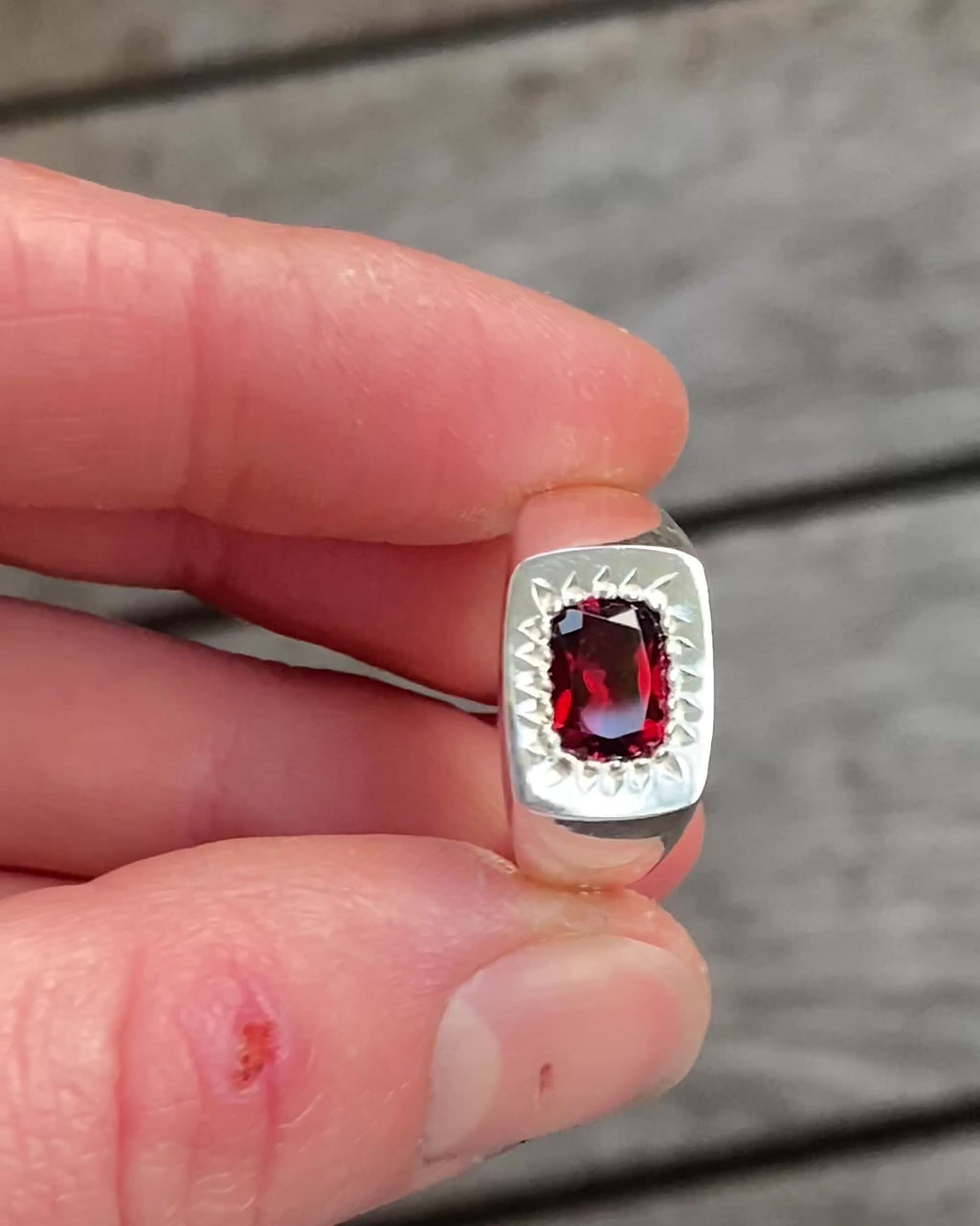 Garnet Signet Q
