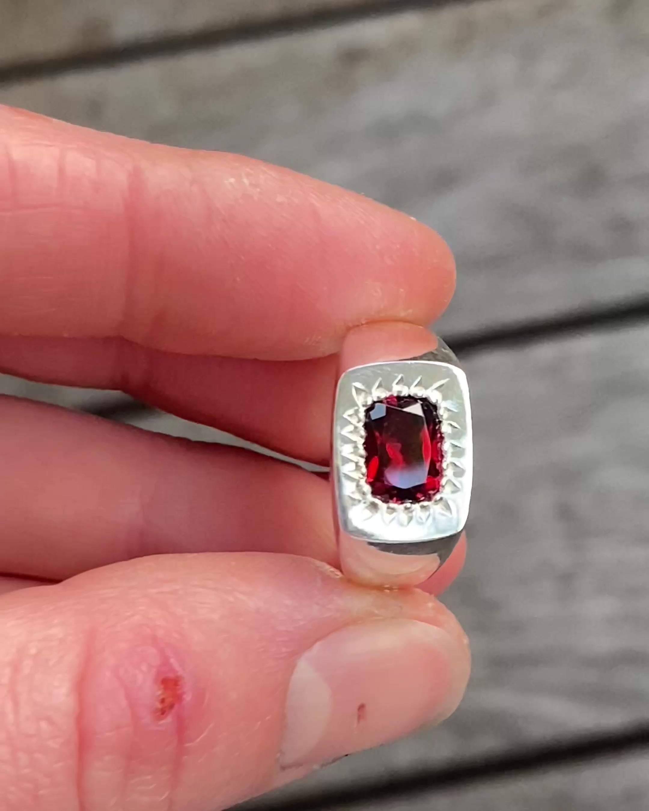 Garnet Signet Q