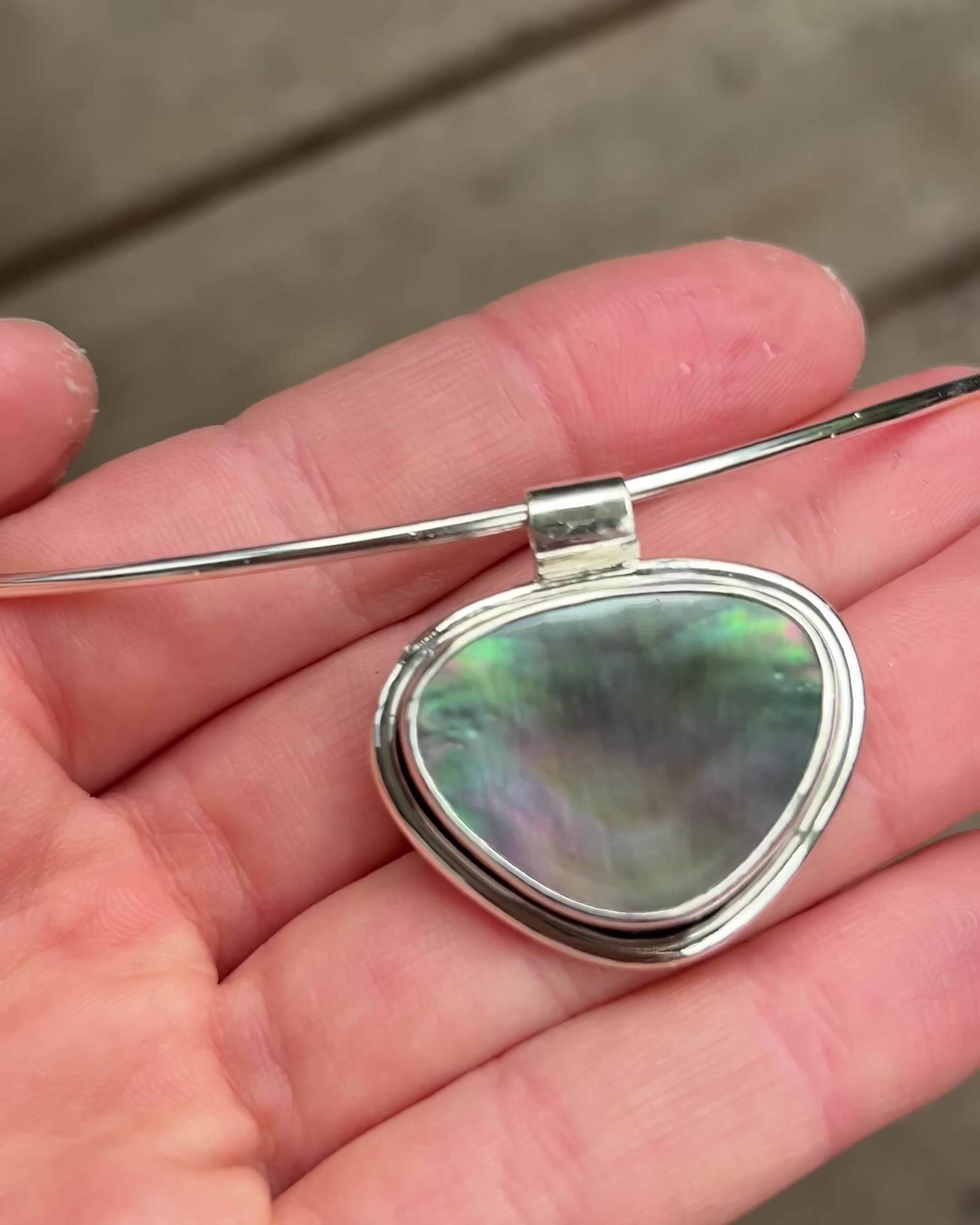 Mother of Pearl Wire Necklace