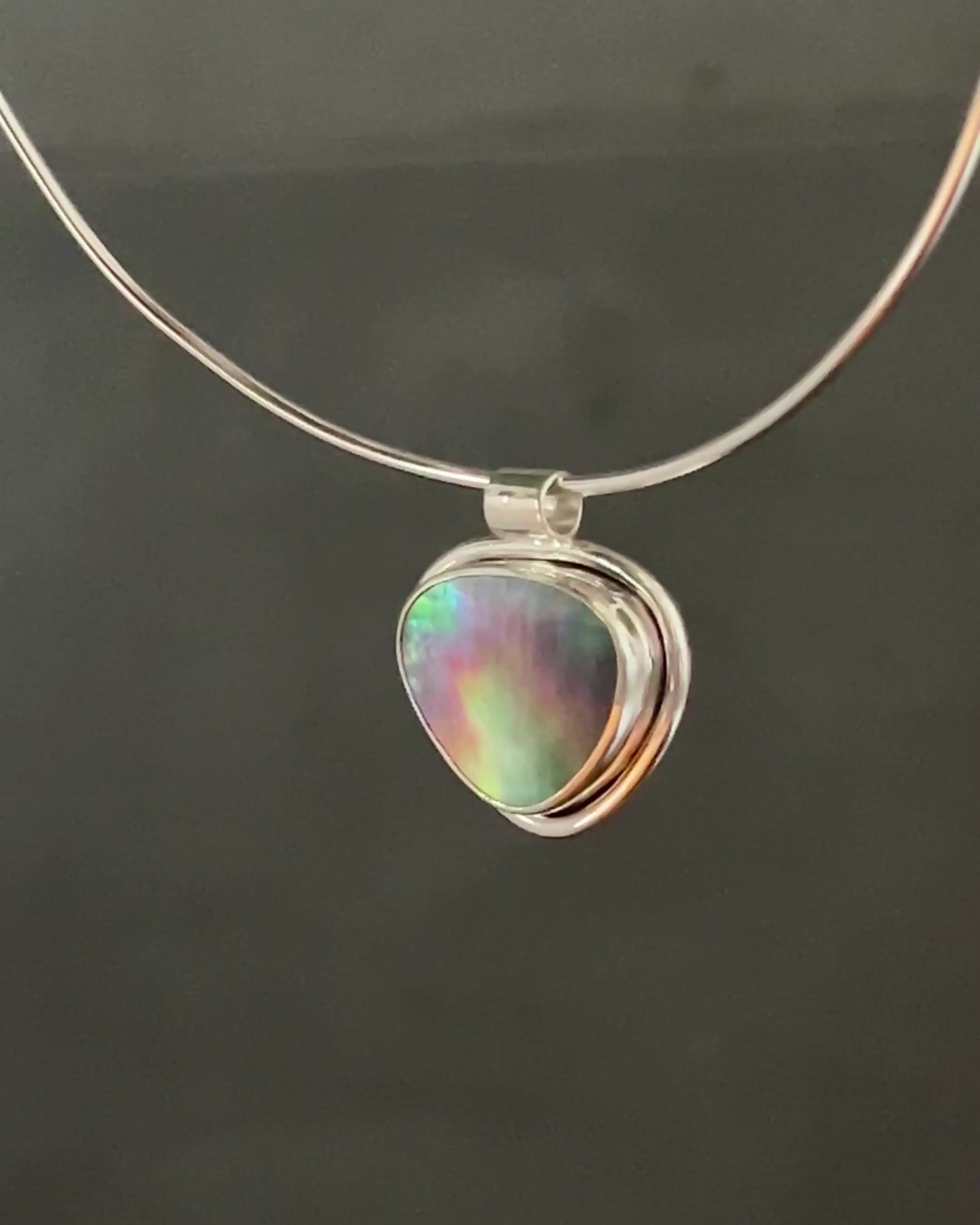 Mother of Pearl Wire Necklace