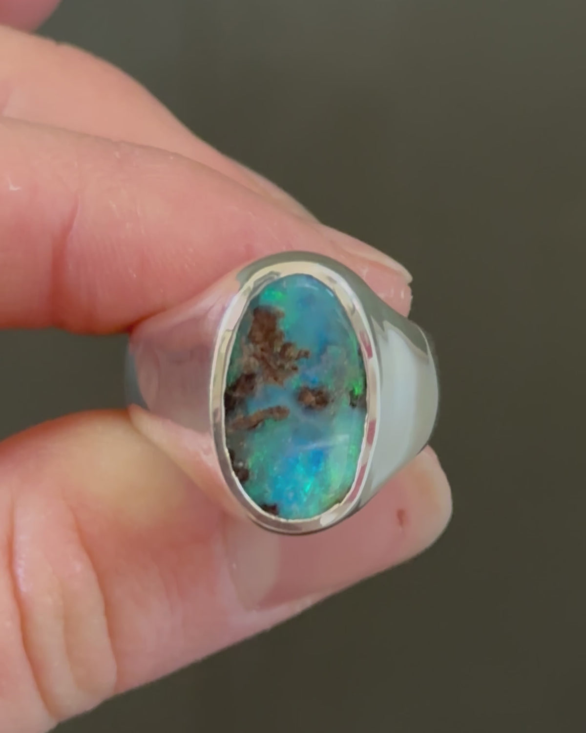 Rock Pools Opal Signet R 1/2